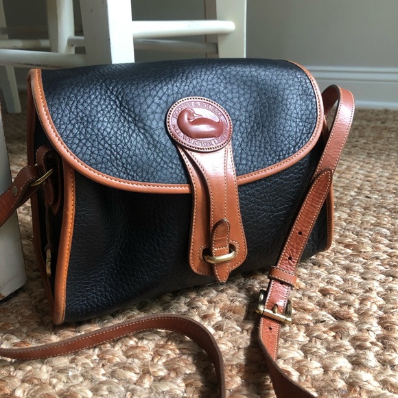 Dooney and Bourke Vintage 90s Essex Bag. All Weather. Black and British Tan - Picture 1 of 15